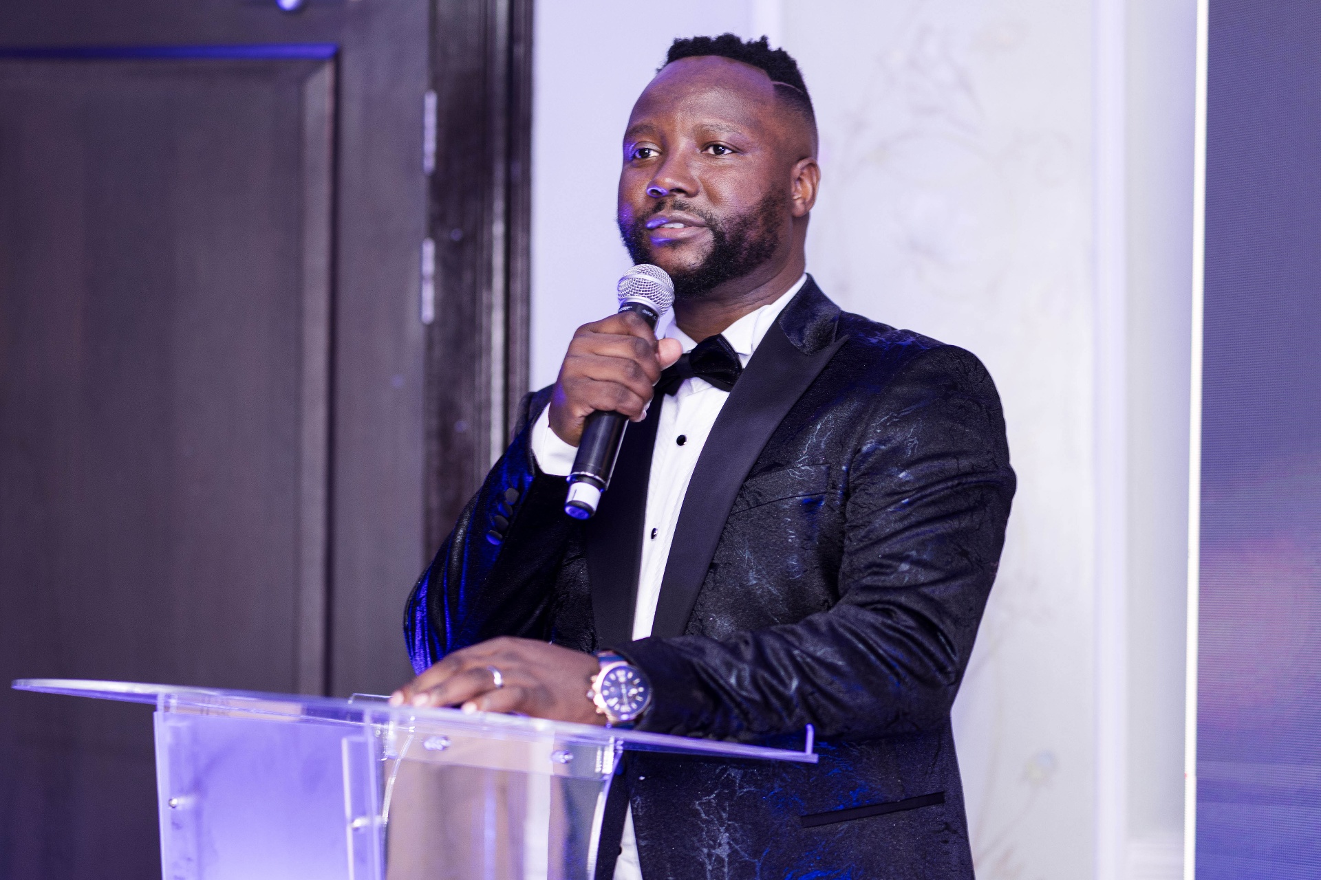 Brandon Tshabangu — 7
